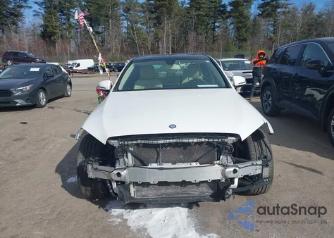 2017 Mercedes-Benz C 300 4Matic from USA, damaged, VIN 55SWF4KB0HU181157